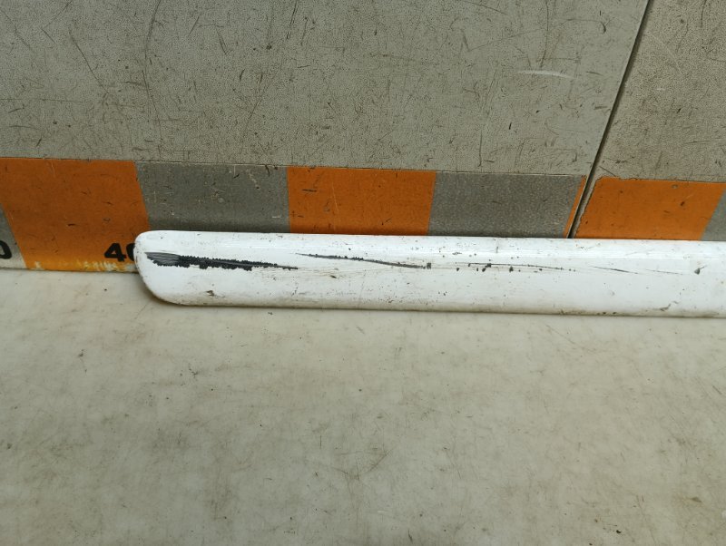 Молдинг двери