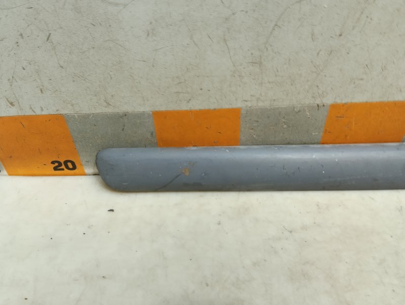 Молдинг двери