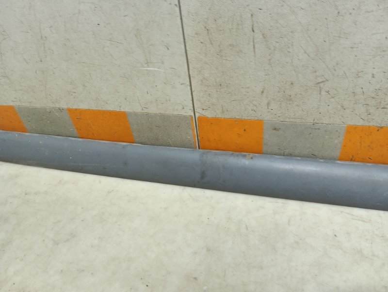 Молдинг двери