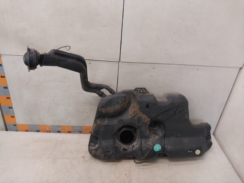 Бак топливный