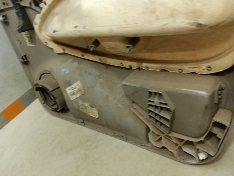 Обшивка двери