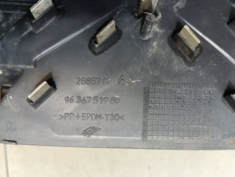 Решетка радиатора