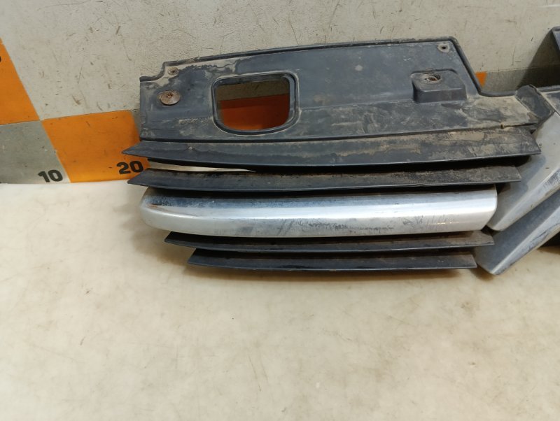 Решетка радиатора