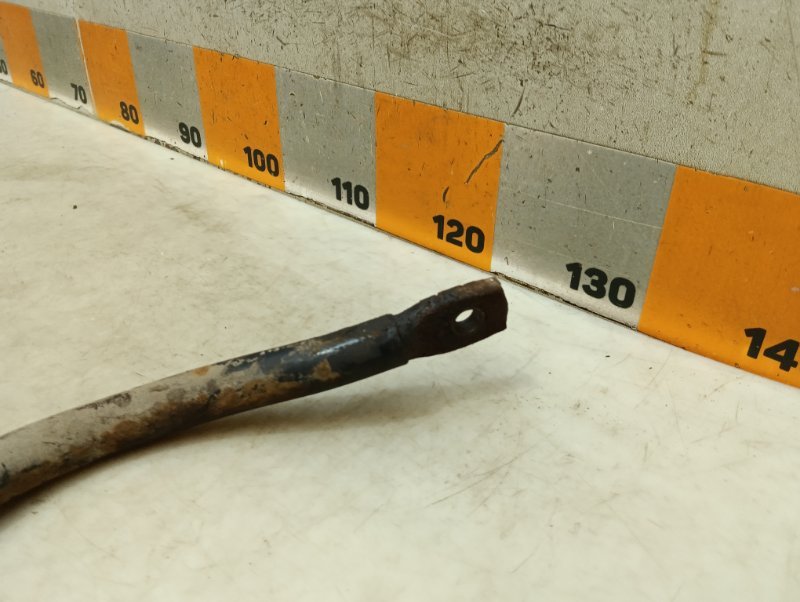 Стабилизатор передний