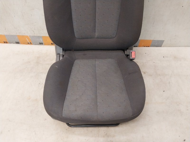 Сиденье переднее правое