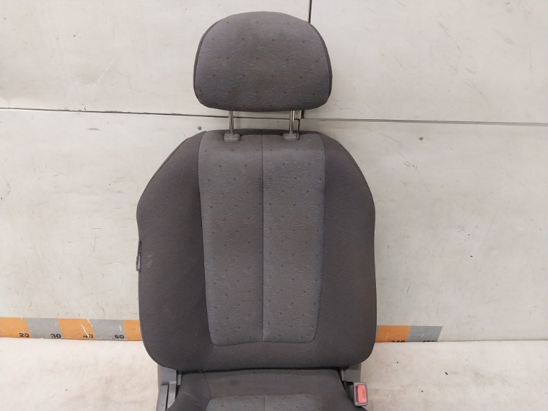 Сиденье переднее правое