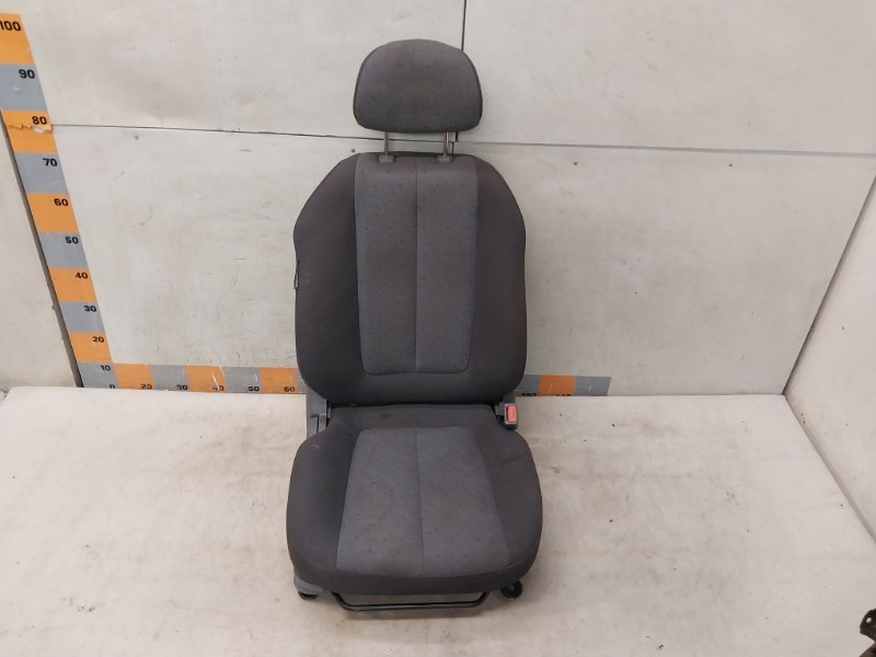 Сиденье переднее правое