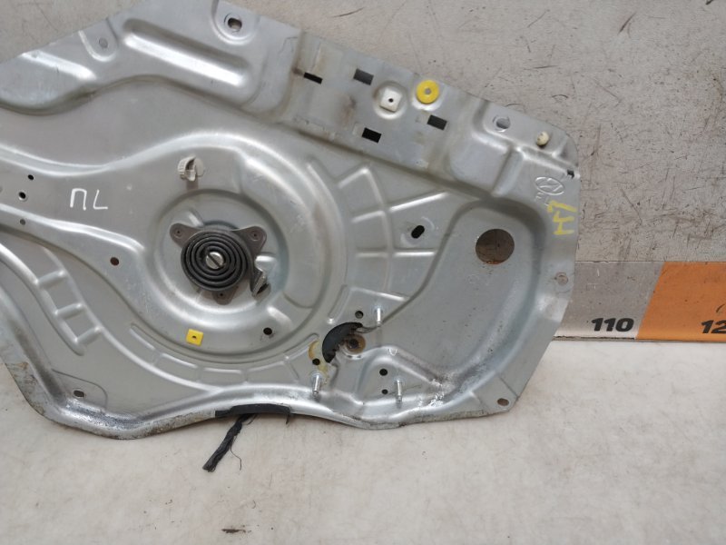 Стеклоподъемник электр. передний левый