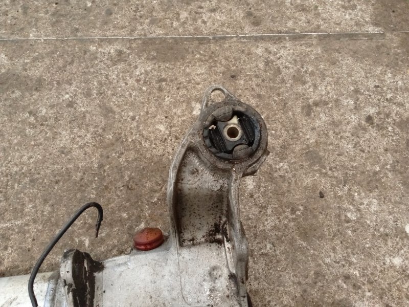 Балка задняя