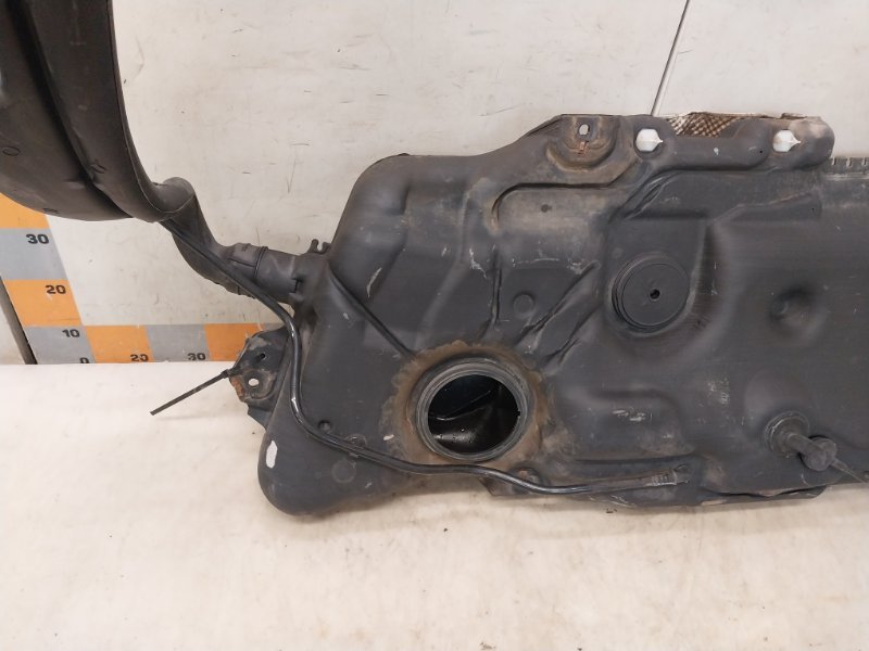 Бак топливный