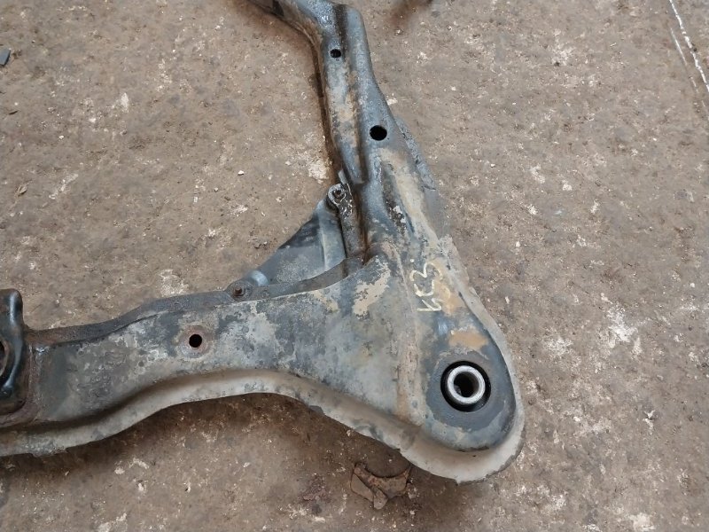 Балка подмоторная