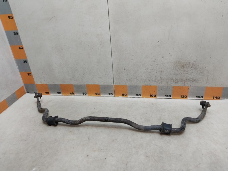 Стабилизатор передний