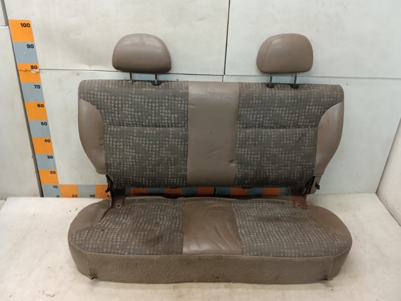 Сиденье салонное