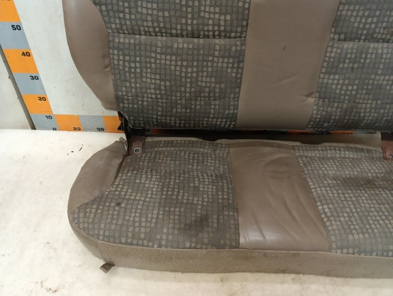 Сиденье салонное