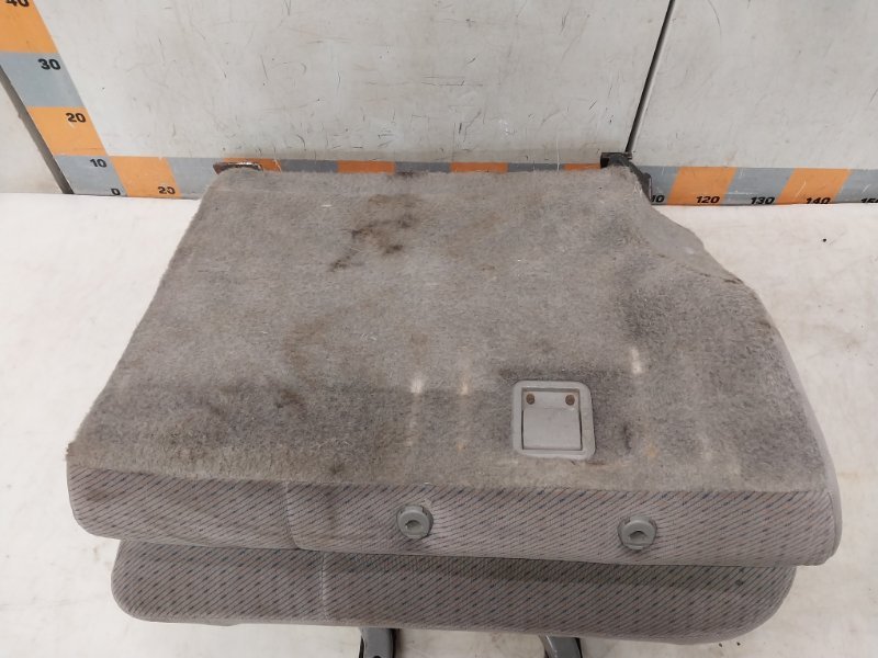 Сиденье салонное