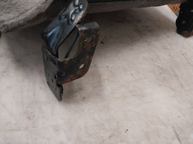 Сиденье салонное