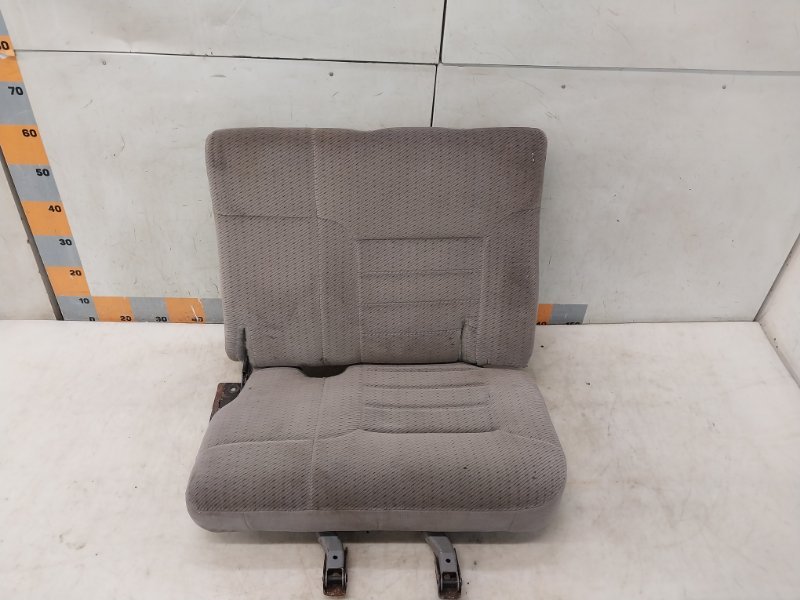 Сиденье салонное