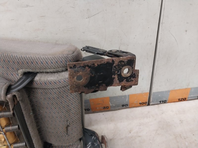 Сиденье салонное