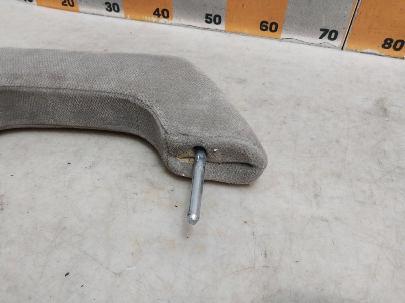 Подголовник сиденья