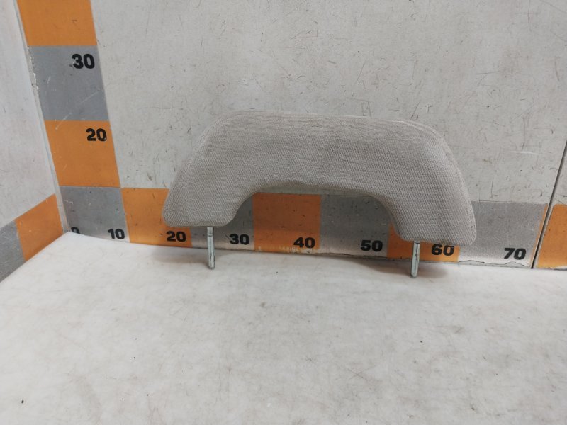 Подголовник сиденья