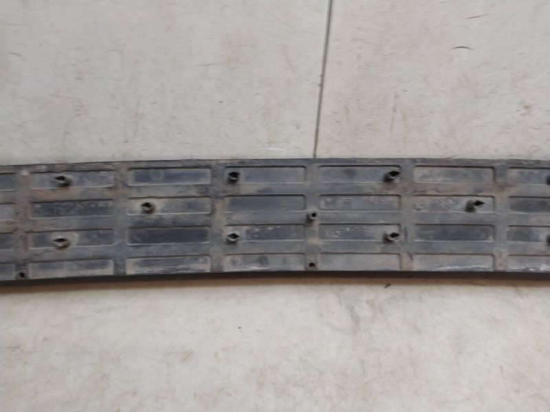 Накладка заднего бампера