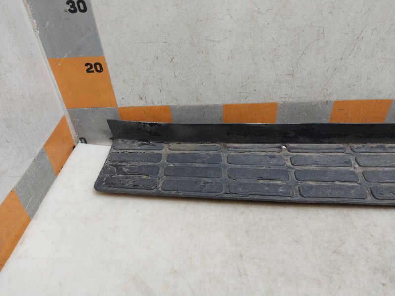 Накладка заднего бампера