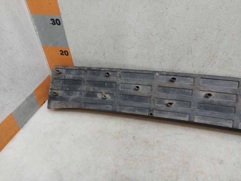 Накладка заднего бампера