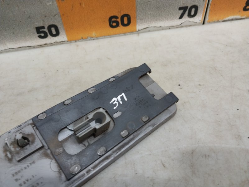 Накладка двери задней правой