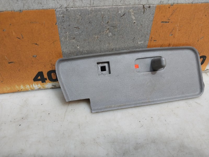 Накладка двери задней левой