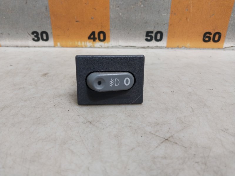 Кнопка света противотуманных фар