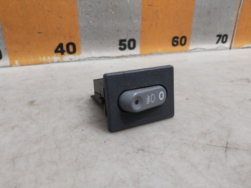 Кнопка света противотуманных фар