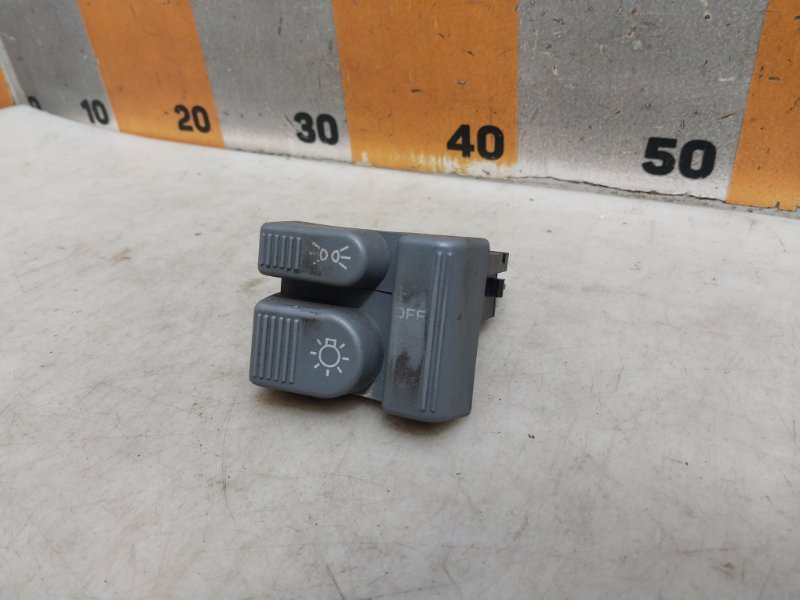 Переключатель света фар