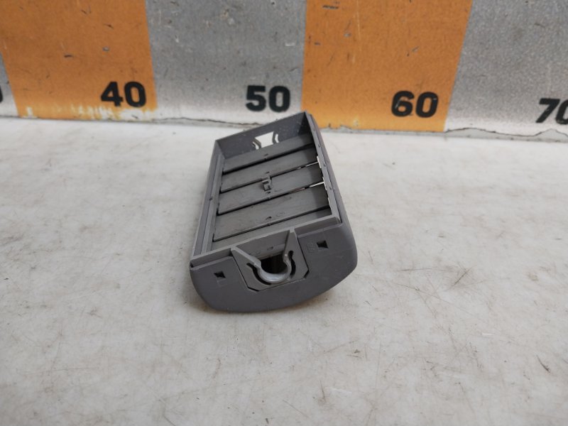 Дефлектор воздушный