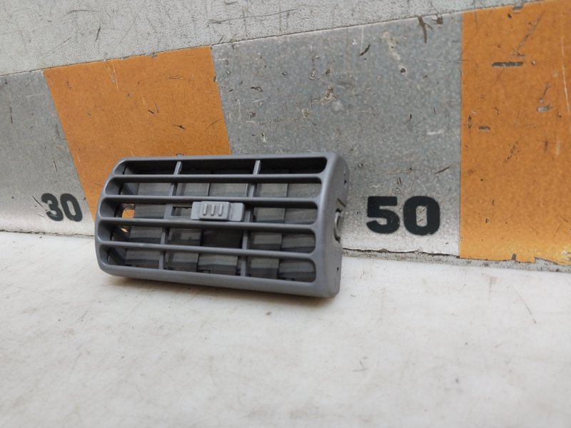 Дефлектор воздушный