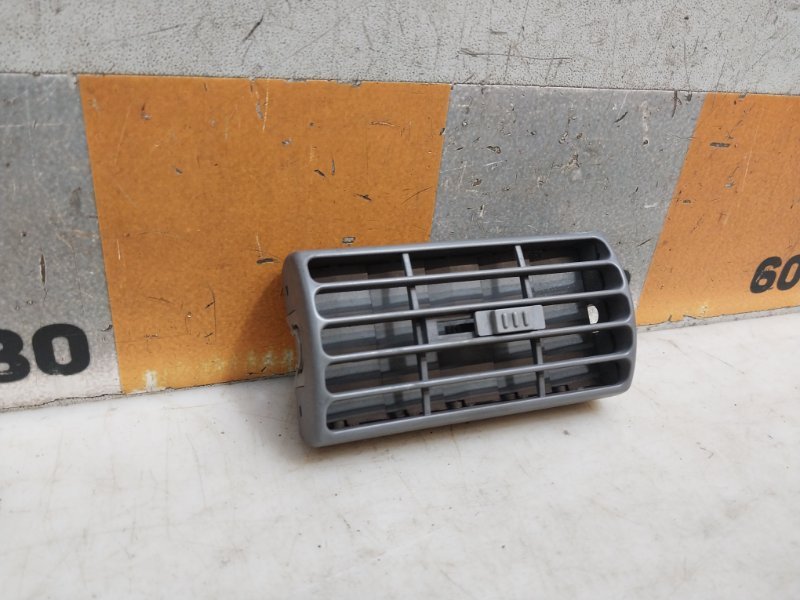 Дефлектор воздушный