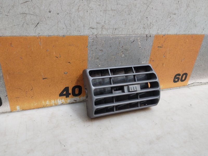 Дефлектор воздушный