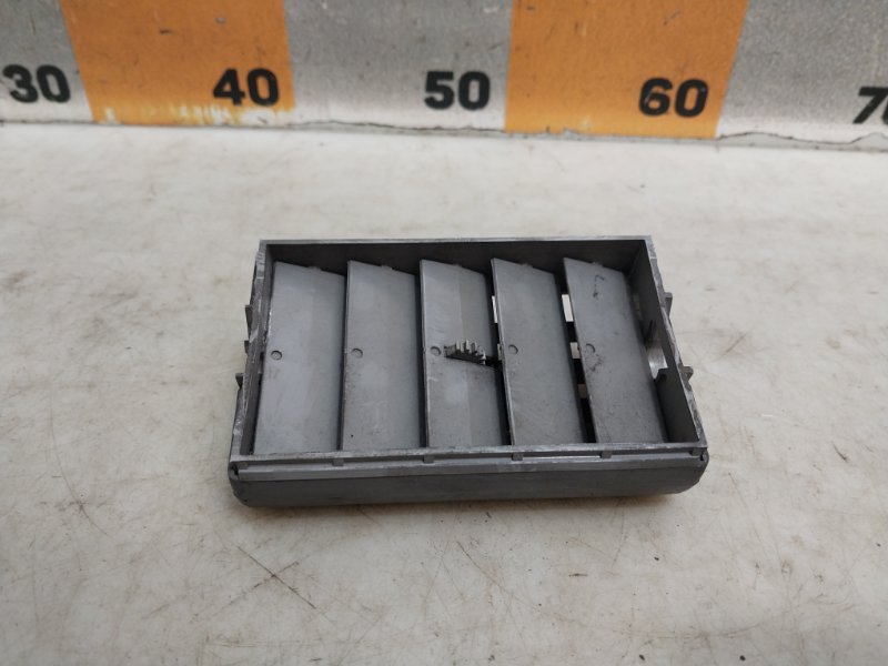 Дефлектор воздушный