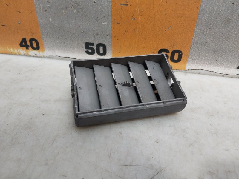 Дефлектор воздушный