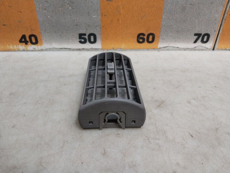 Дефлектор воздушный