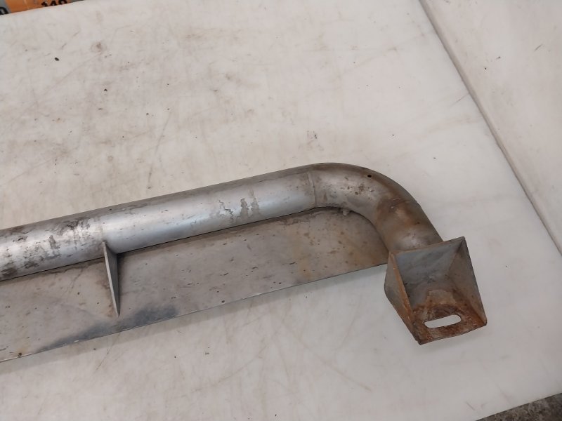 Подножка правая