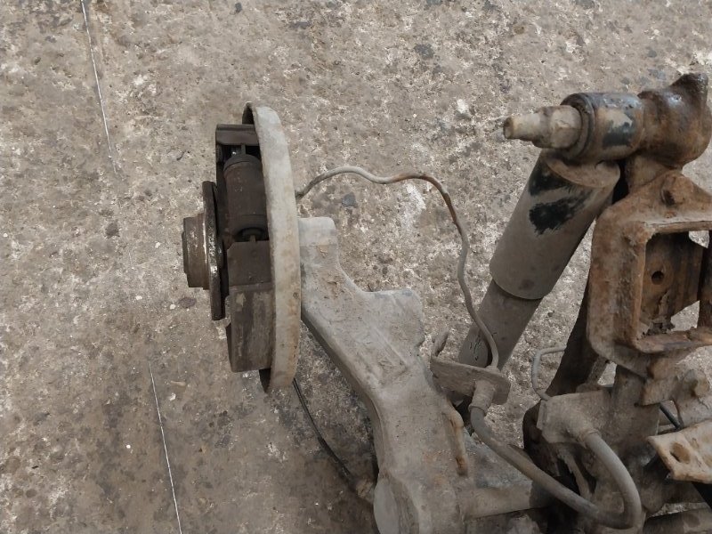 Балка задняя