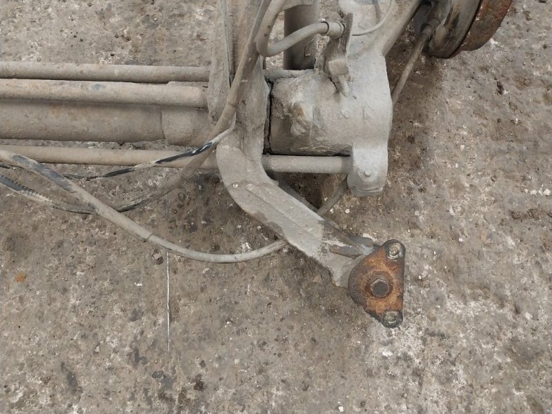 Балка задняя