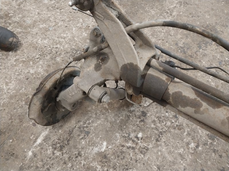 Балка задняя