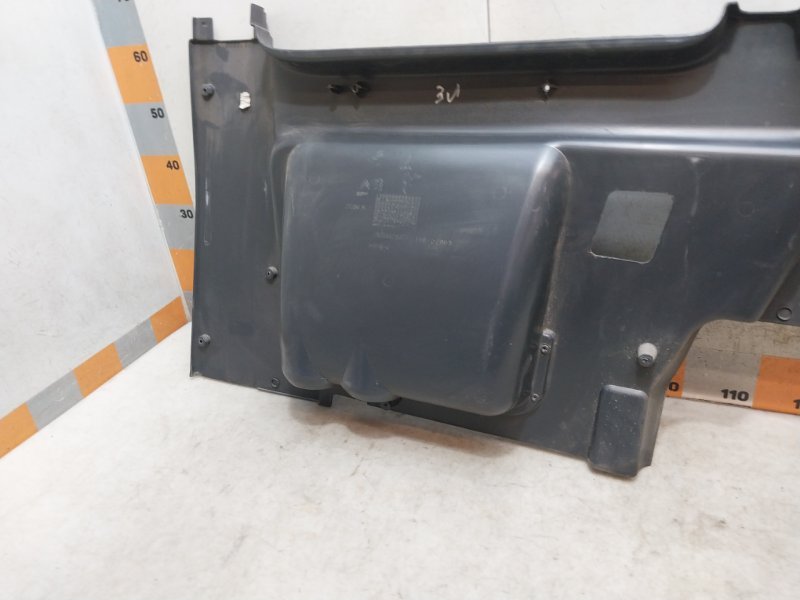 Обшивка багажника