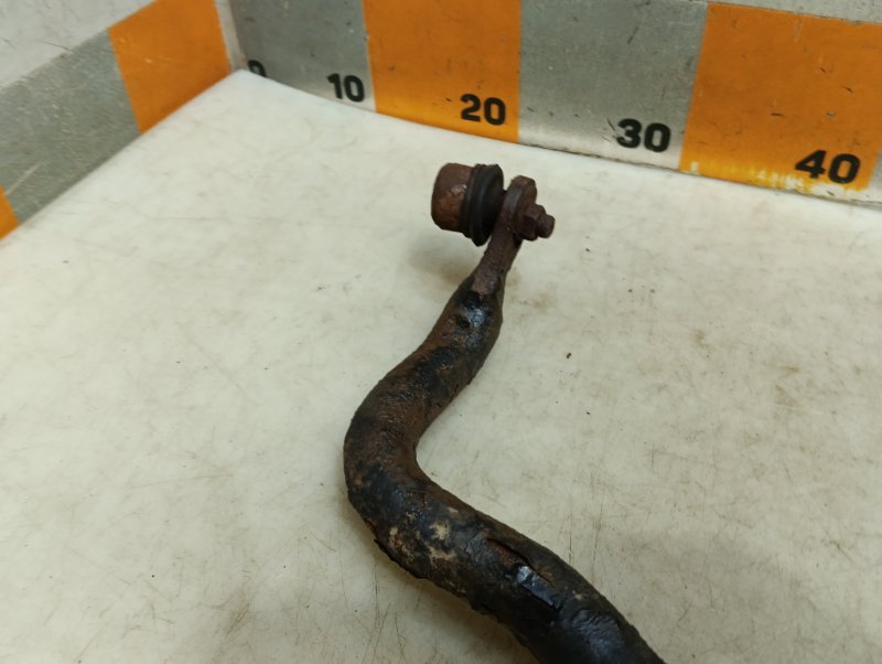 Стабилизатор передний