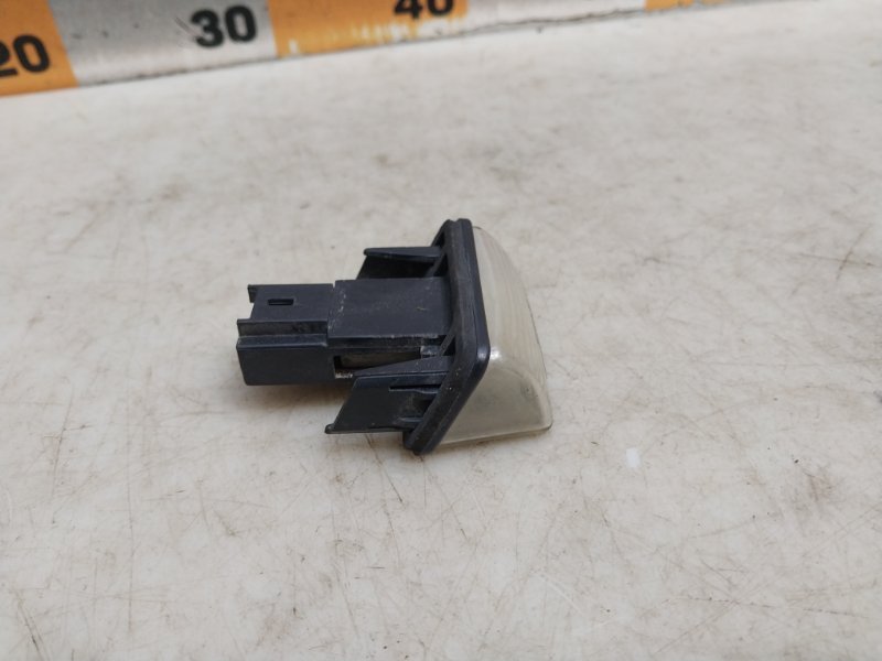 Фонарь подсветки номера