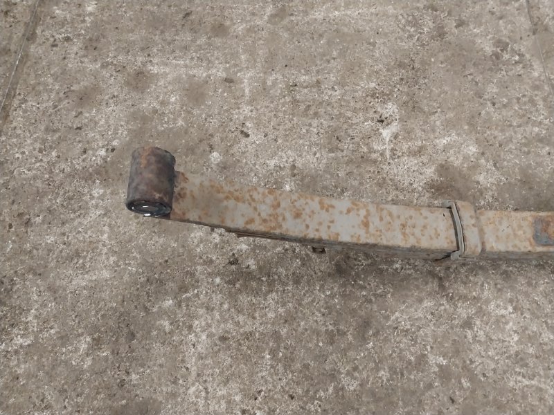 Рессора задняя