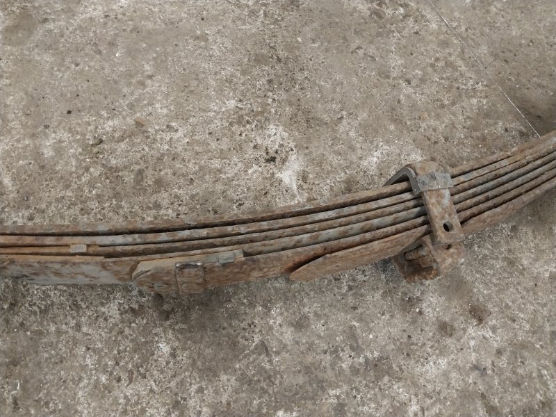 Рессора задняя