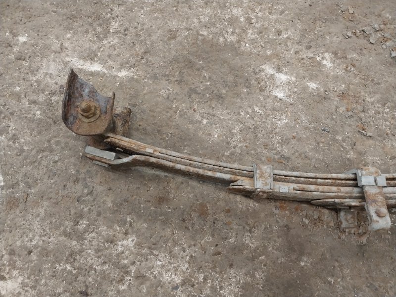 Рессора задняя