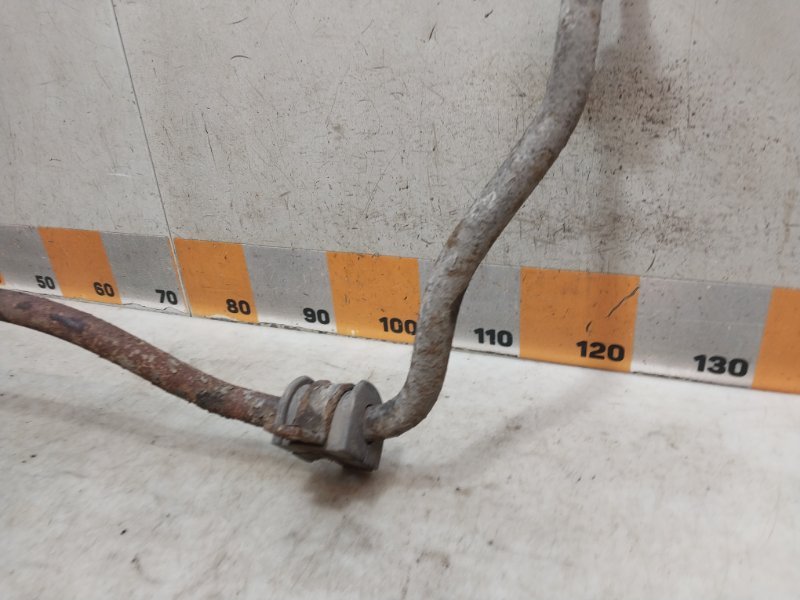 Стабилизатор задний